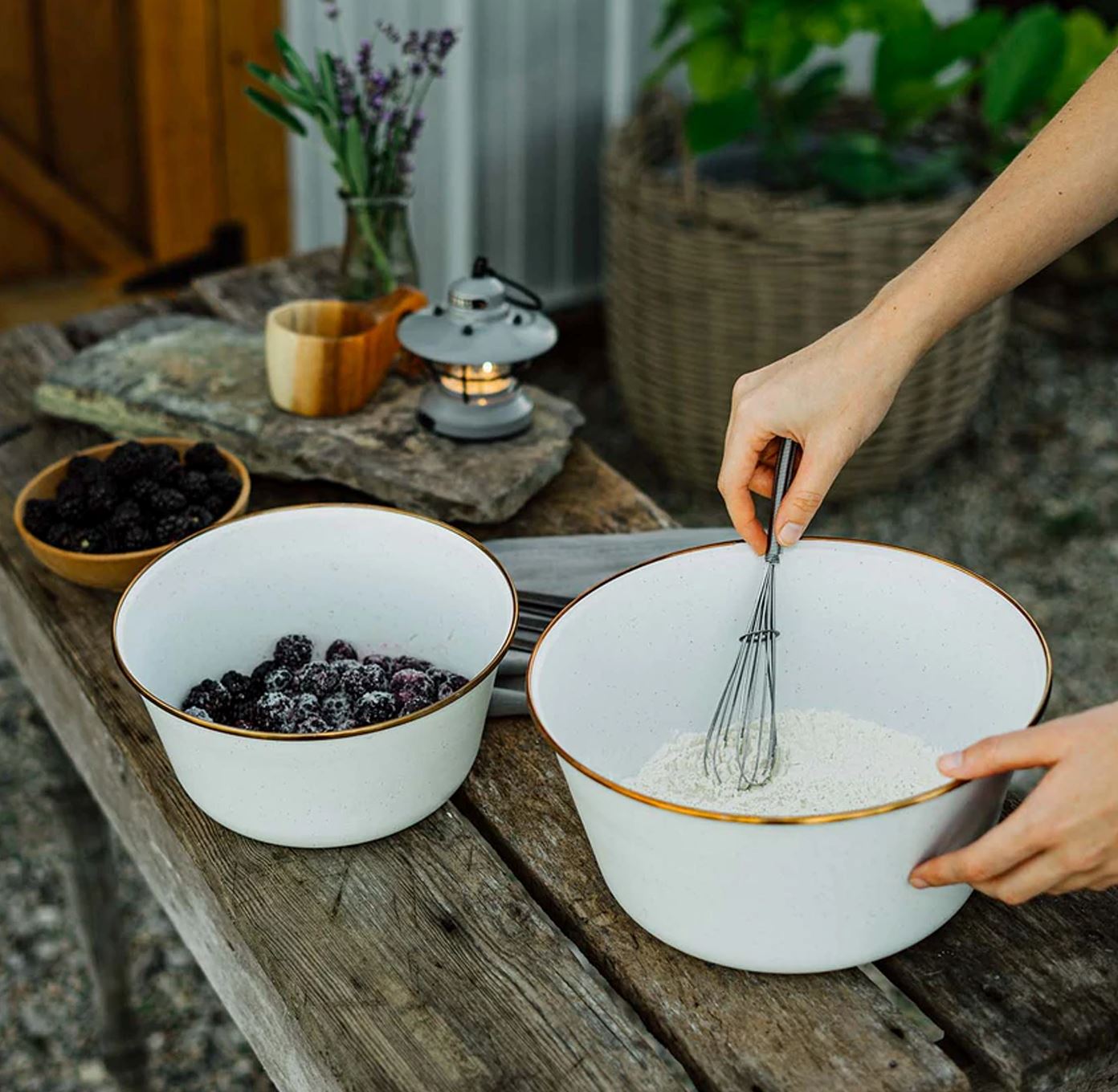enamel-mixing-bowl-set-08-08-SlCook10 Enamel Mixing Bowl Set